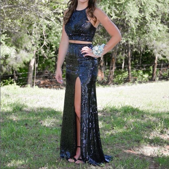 Sherri Hill Dresses & Skirts - Sherri Hill Style 51662 High Slit Two Piece Sequin Dress Size 6